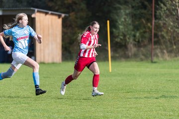 Bild 279 - wBJ TuS Tensfeld - SV Fortuna St. Juergen